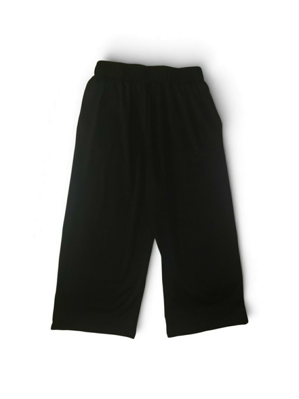 Girls 3 year pink wide-leg pants feature a high, elasticized waistband/pockets.